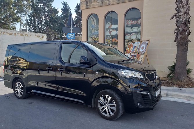 Black minivan used for the private Malta shore excursion