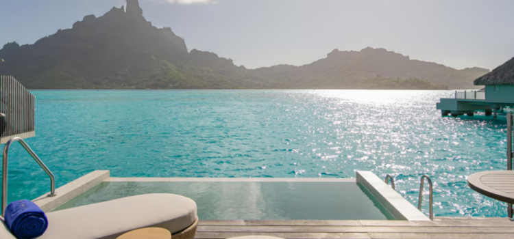 westin bora Otemanu Overwater pool, Bungalow,