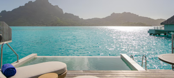 westin bora Otemanu Overwater pool, Bungalow,