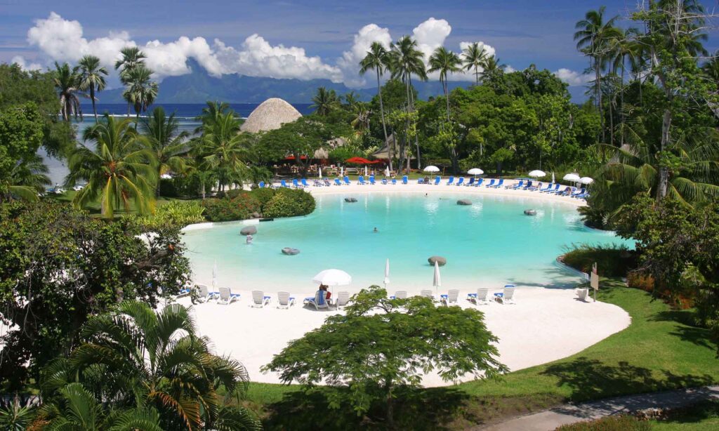 Tahiti Ia Ora Beach Resort