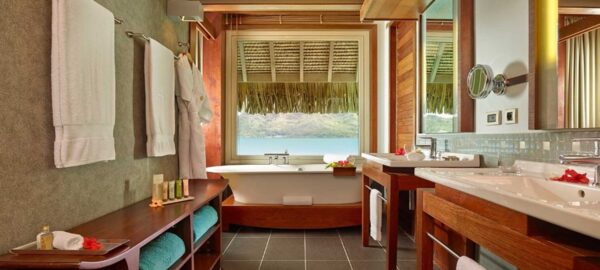 thalasso emerald bathroom