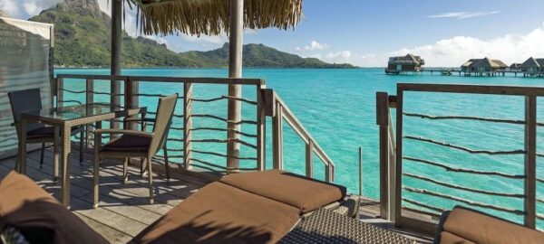 thalasso overwater balcony