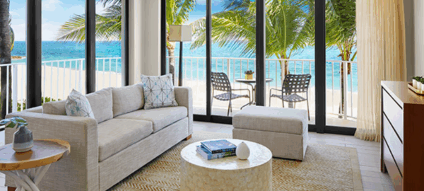 Atlantis Regal 1 Bedroom Suite lroom