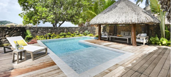 Tahaa Royal Pool Beach private pool