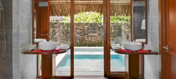 Tahaa Royal Pool Beach Private