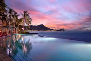 sheraton waikiki sunset infinity pool