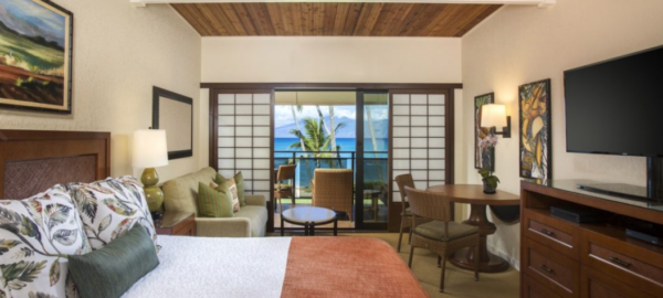 napili-beachfront-studio king