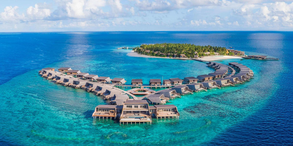 The St Regis Maldives Vommuli Resort