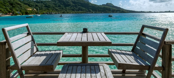 moana Overwater Bungalow Lagoon View balcony