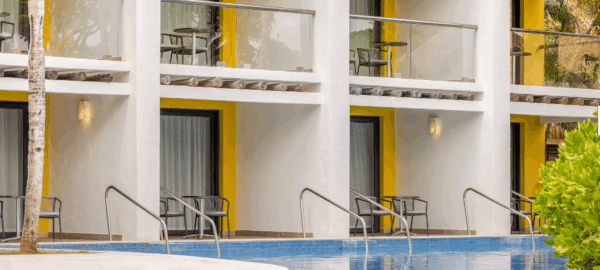 Secrets Aura Cozumel pool Swim Up 1