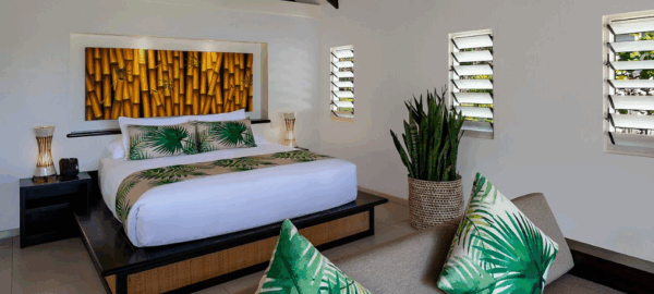 Lomani Fiji Beachfront Pool King