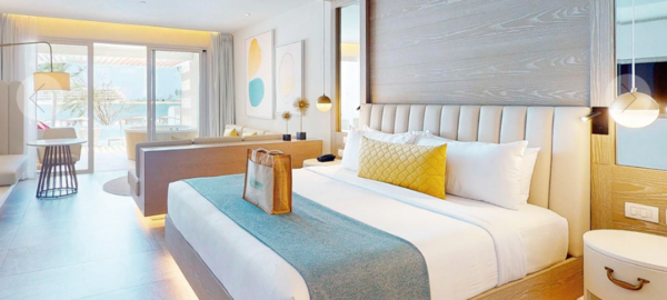 princess-jamaica platinum swim out king