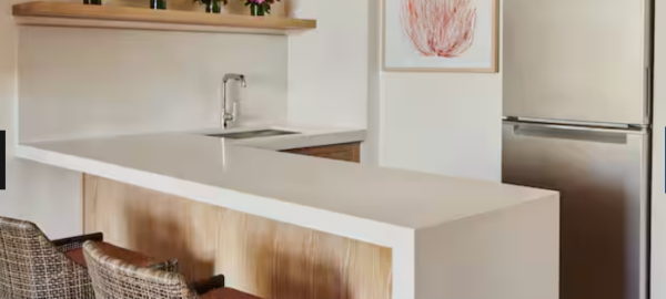 Kanahele Suite - Garden View wetbar