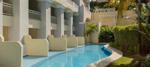 JOIA Rose Hall by Iberostar swim up