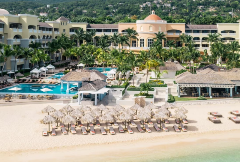 JOIA Rose Hall by Iberostar BeachView