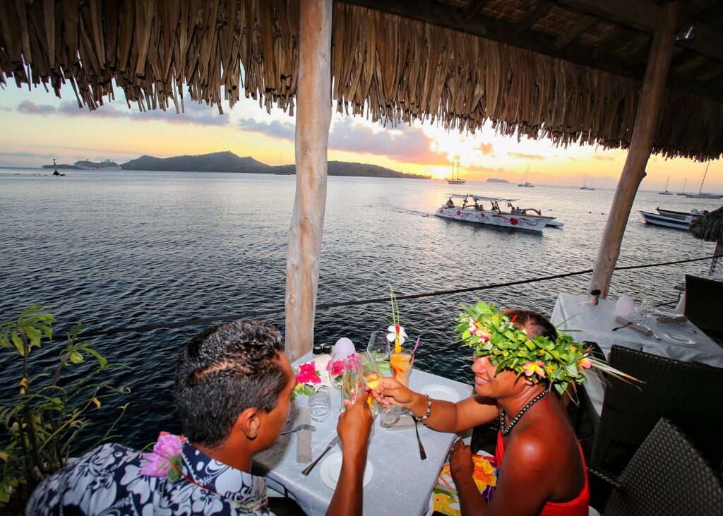 From $295 p/person
* Sunset cruise from a Polynesian outrigger canoe
* Dine with your loved one at a private table in a restaurant
* Round-trip transportation from main island hotels included
* Local guide
* Glass of champagne 
* Dinner
*Free Drop off to the hotels located on main island