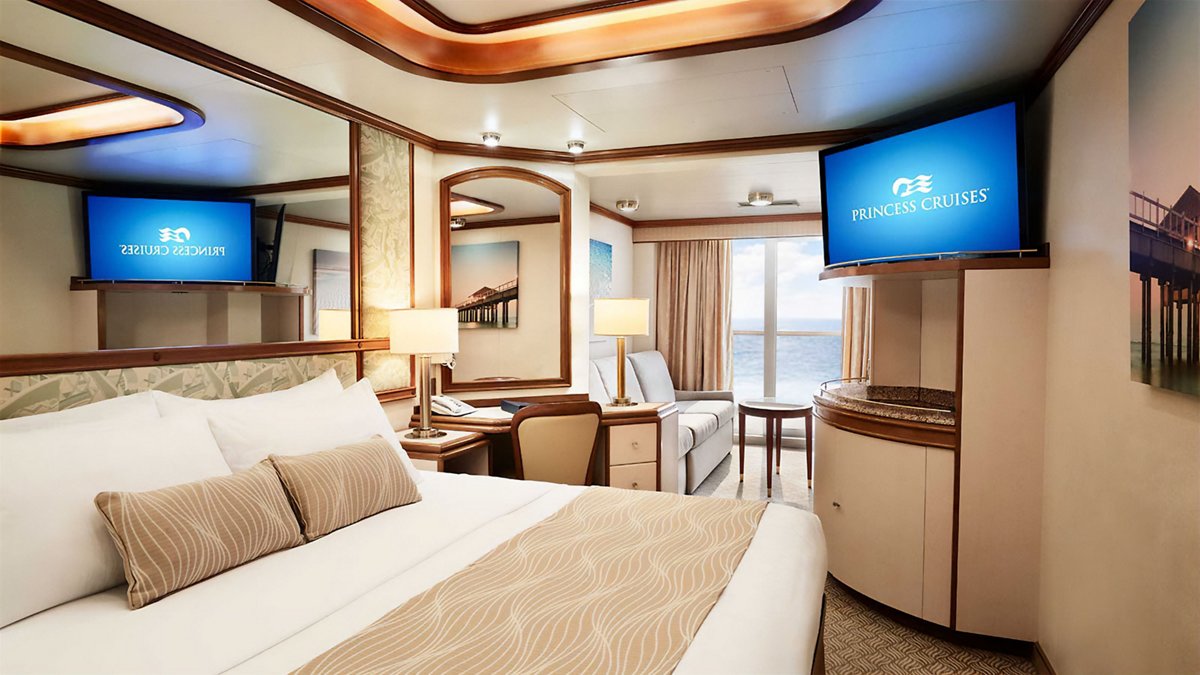 Princess Cruises Mini-Suite with sitting area and balcony