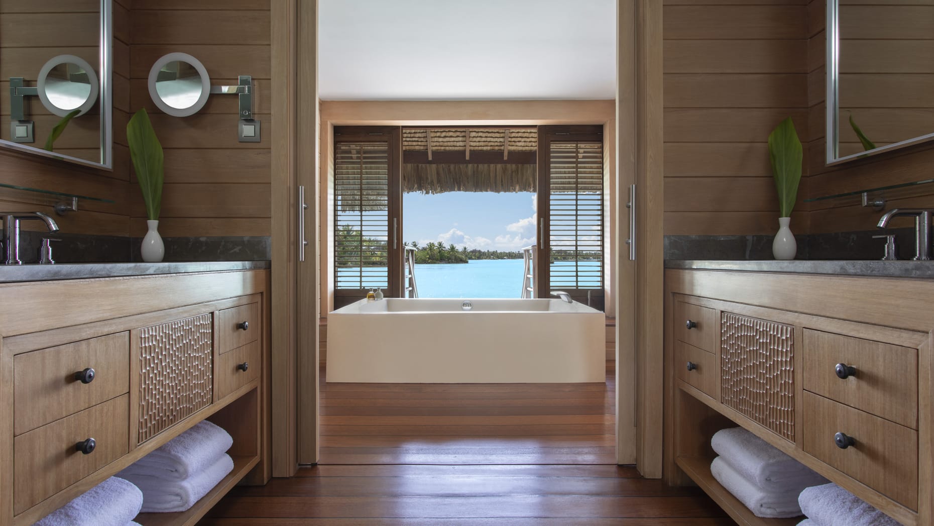 Mountain Overwater Plunge Pool villa private plunge pool over the lagoon
