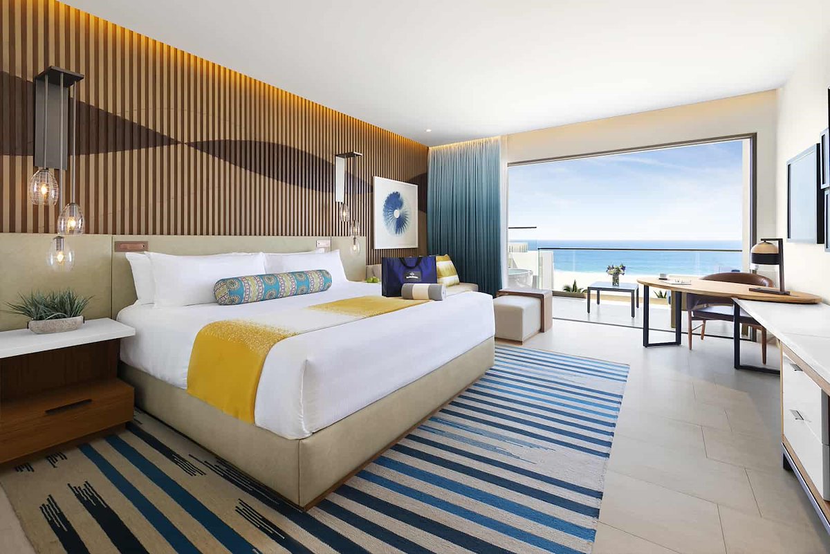 Hard Rock Hotel Los Cabos Deluxe Swim-Up room with pool access