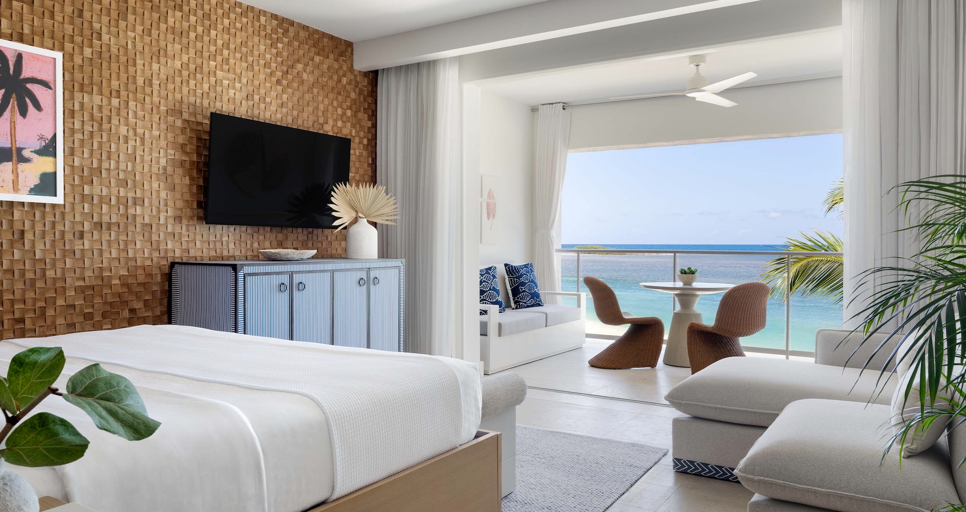 Sandals Caribbean Cay — Beachfront Butler Suite w/ Balcony Tranquility Soaking Tub