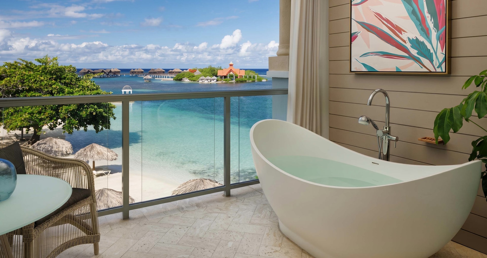 Sandals Caribbean Cay — Royal Beachfront Club Suite w/ Balcony Tranquility Soaking Tub