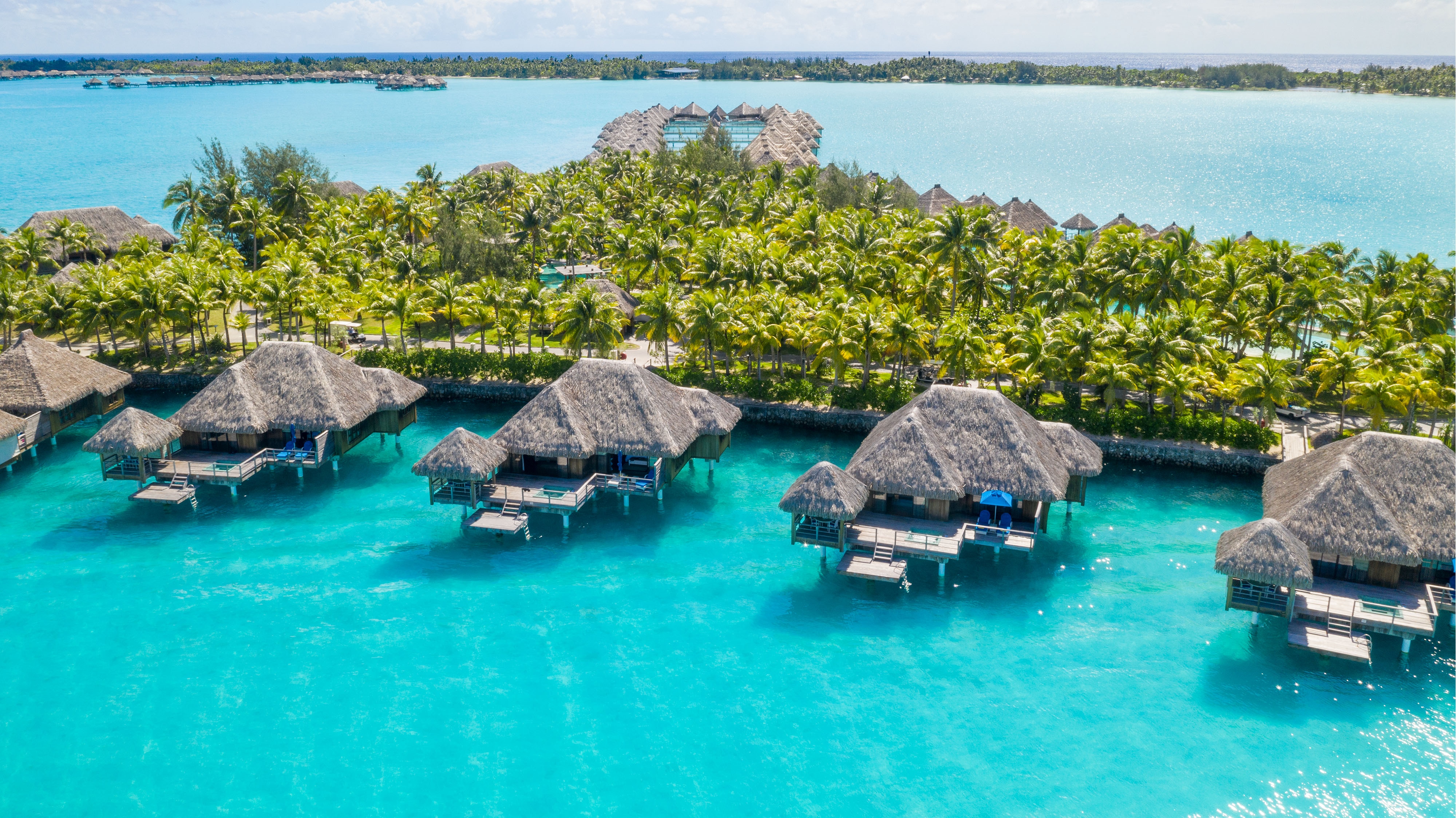 Family Vacation to Bora Bora - Luxury St Regis — Bora Bora