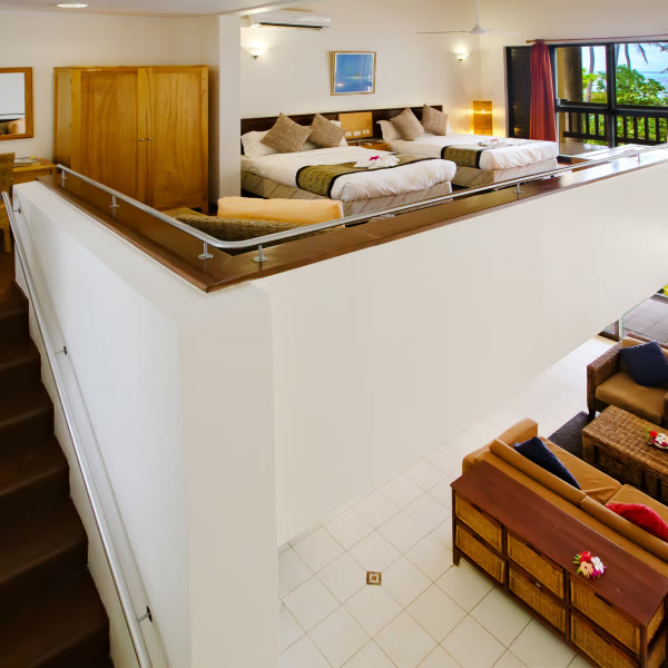 Mana Island Resort Oceanfront Suite