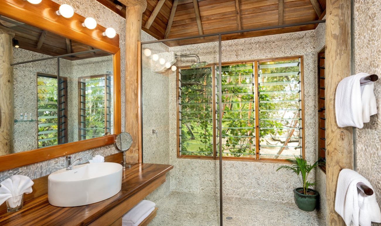 Namale Fiji Ocean Plunge Pool Bure spa-style shower