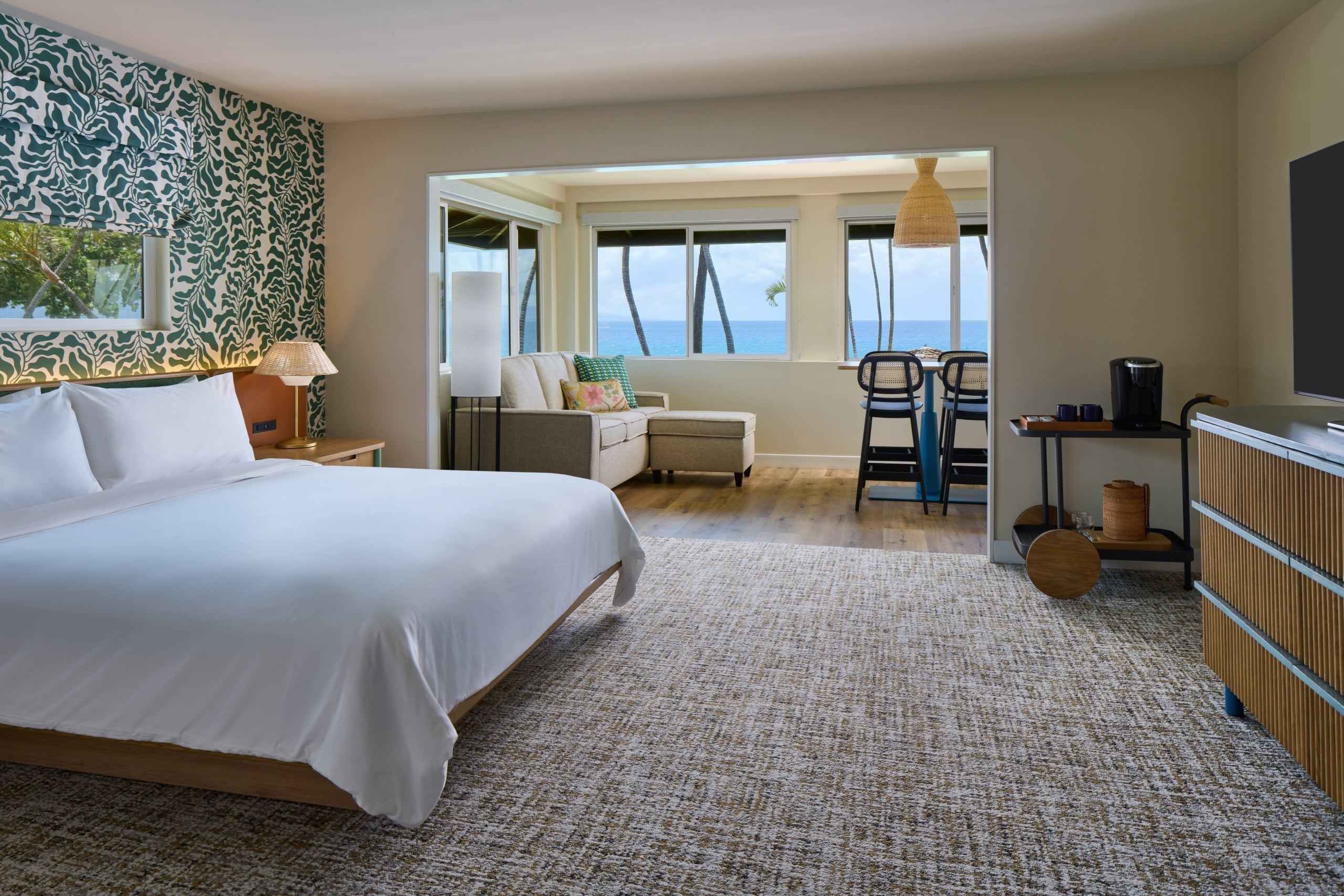 Royal Lahaina Bungalow Junior Suite Oceanfront — photo 4