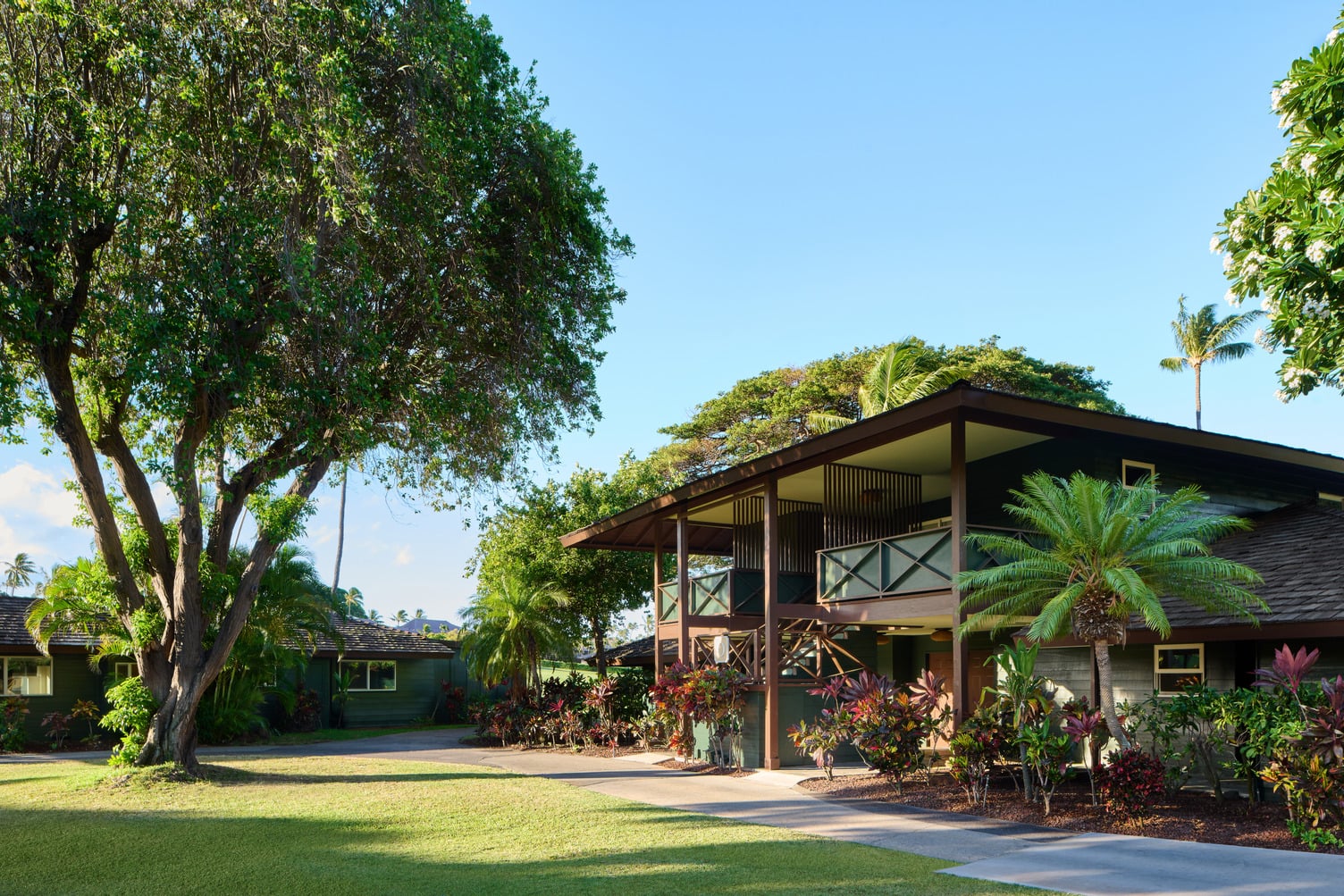 Royal Lahaina Bungalow Two Doubles — photo 1