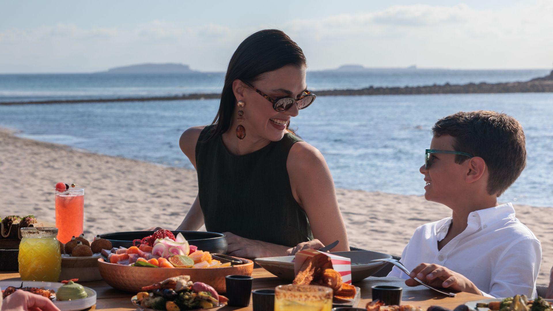 Beachside dining at The St. Regis Punta Mita