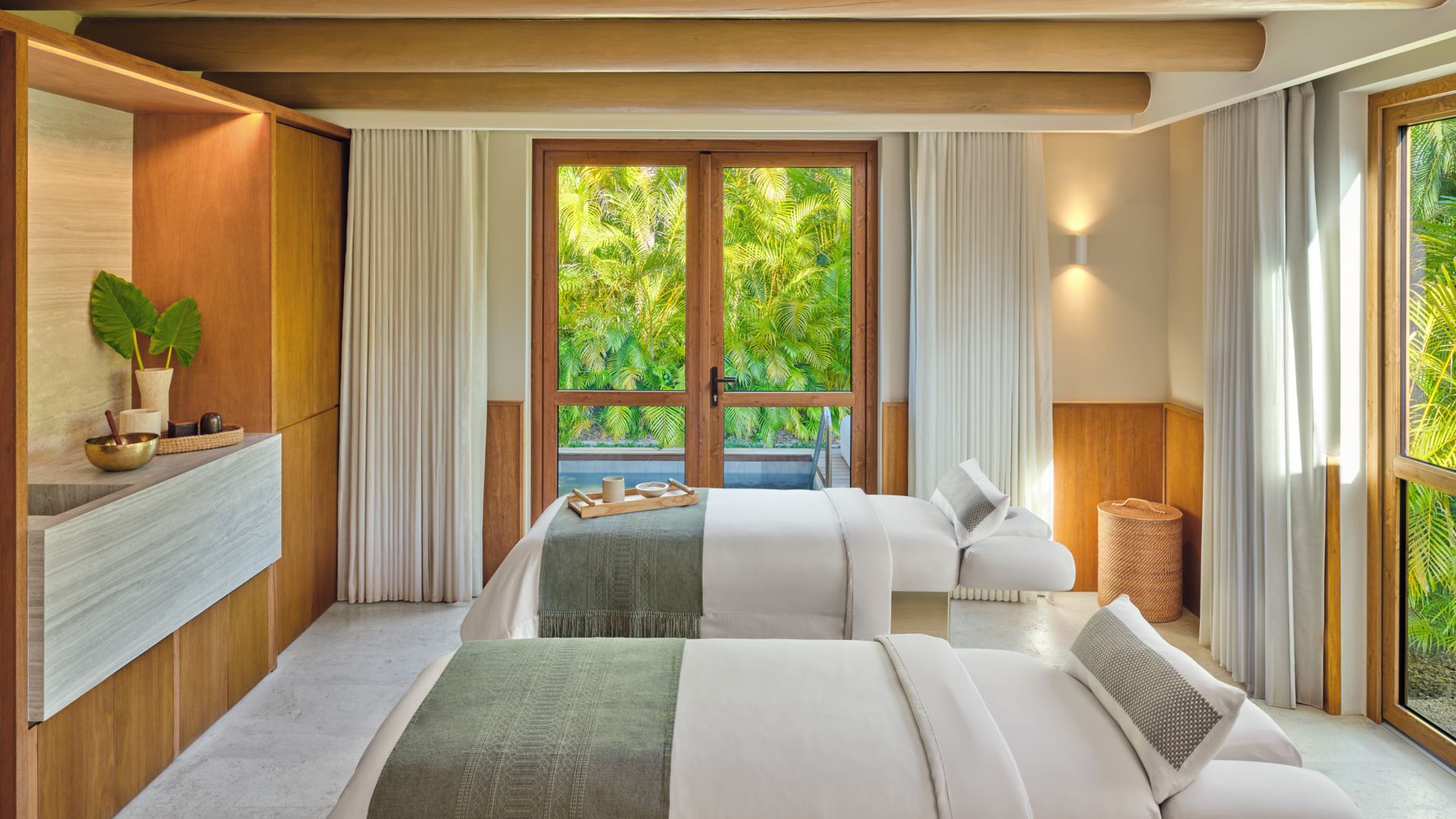 Spa massage at Remède Spa, The St. Regis Punta Mita