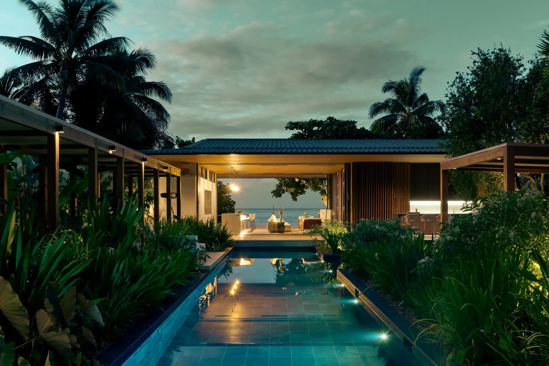Villa Oro Paraoa Moorea private villa exterior on the lagoon