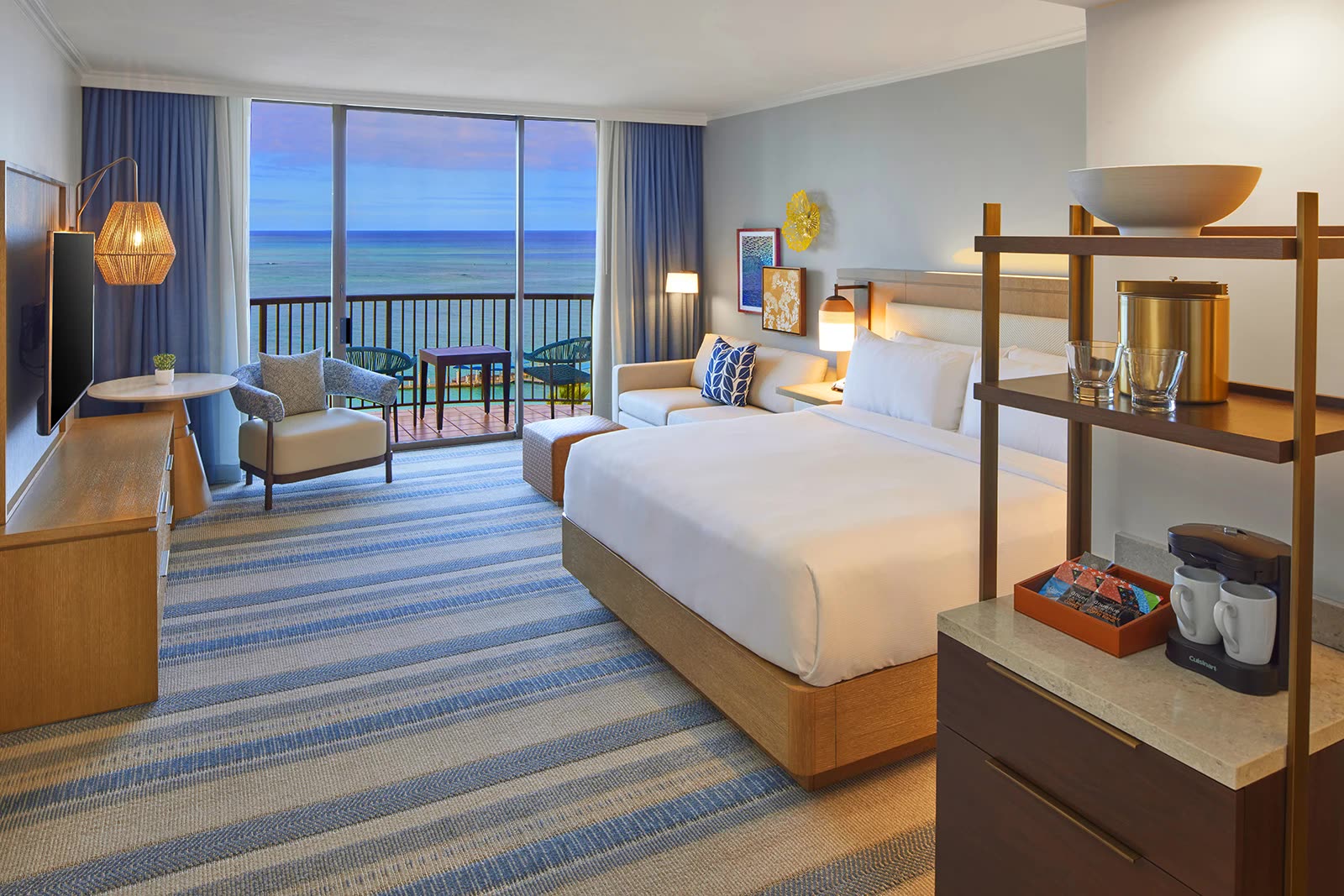 Rainbow Tower oceanfront king room at Hilton Hawaiian Village with a lanai over Waikiki Beach