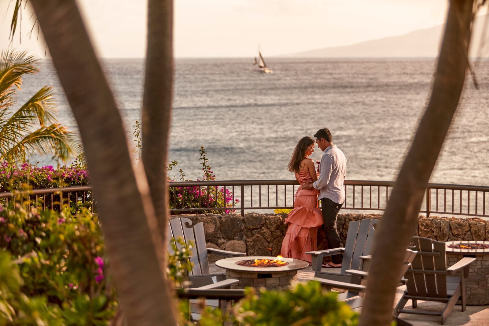Outdoor lounge space near Sheraton Maui Ohana Lanai Suites